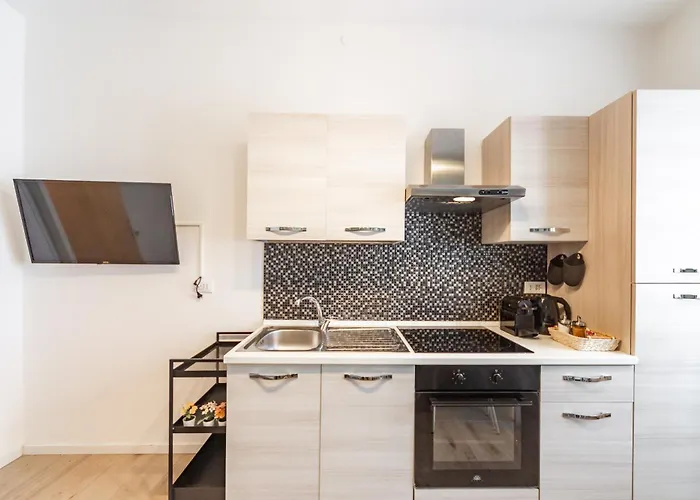 La Casa Di Tobia Милан